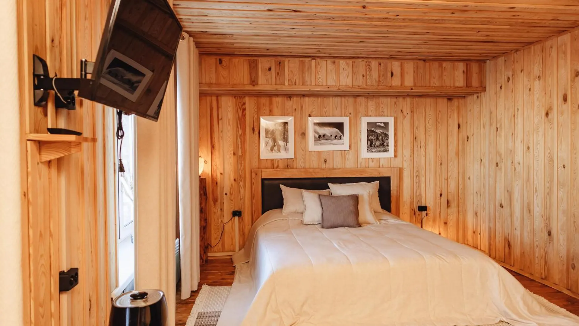 Le Mont Hotell Alma-Ata